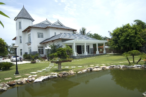 YOCO M&E giới thiệu 3 biệt thự sang trọng với diện tích lớn nhất của các đại gia Việt
