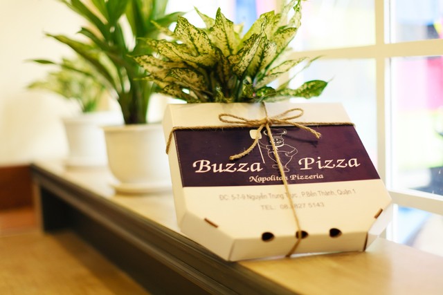Nhà hàng Buzza Pizza